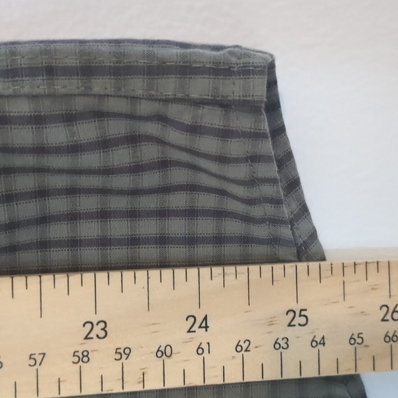 Denver Hayes Shirt Mens SZ Large Gray and Black Striped Button Down Short Sleeve - Picture 7 of 8